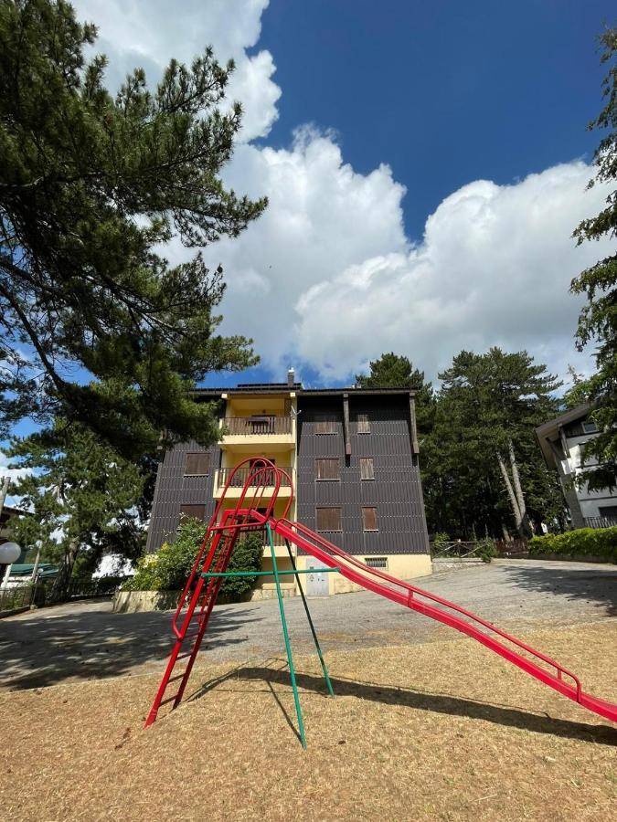 Nadsan Mountain House Apartment กามิลยาเตลโล ซีลาโน ภายนอก รูปภาพ