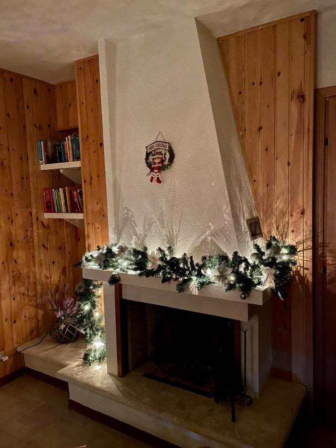 Nadsan Mountain House Apartment กามิลยาเตลโล ซีลาโน ภายนอก รูปภาพ